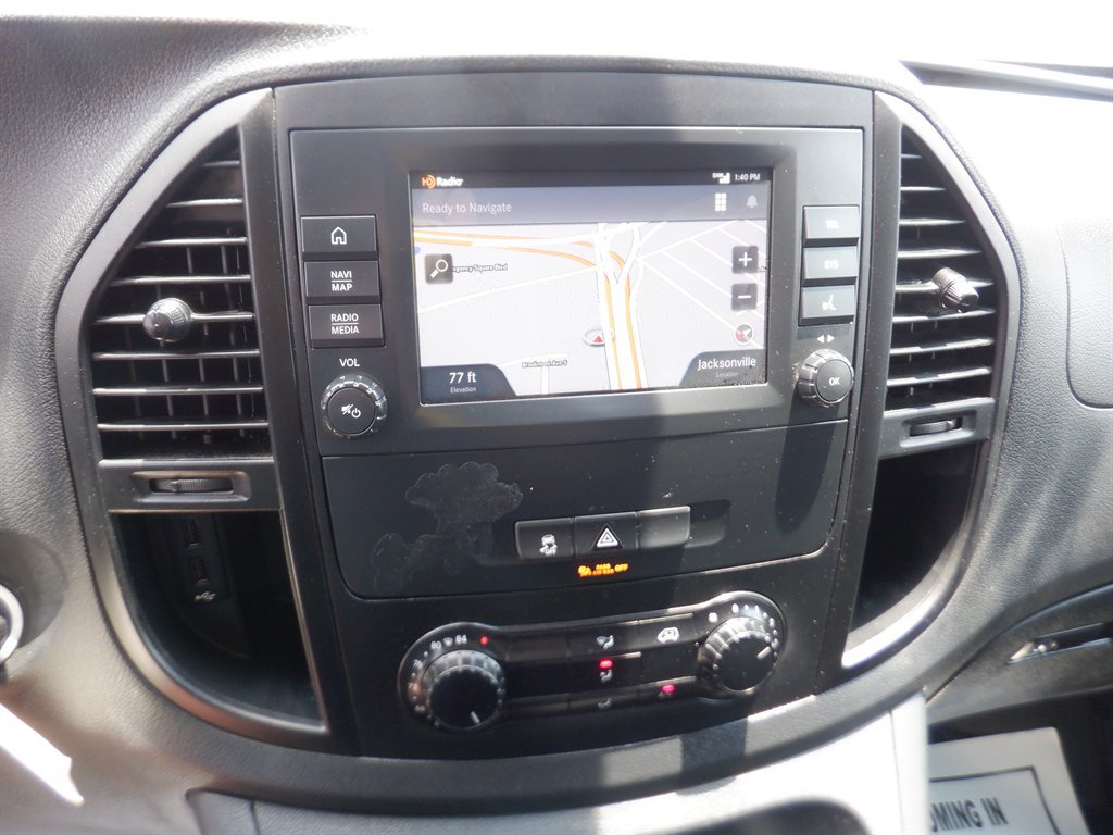 Used 2023 Mercedes-Benz Metris image 16