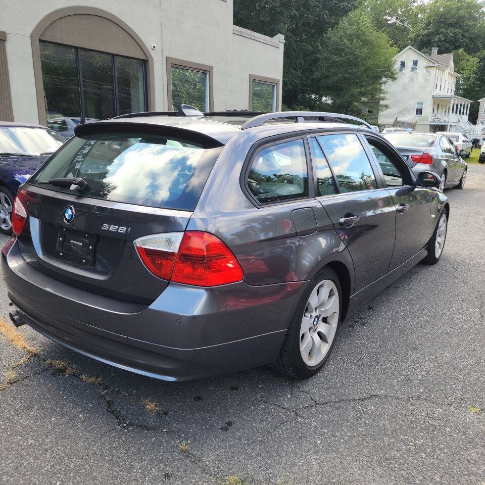 Used 2007 BMW 328i Wagon RWD image 8