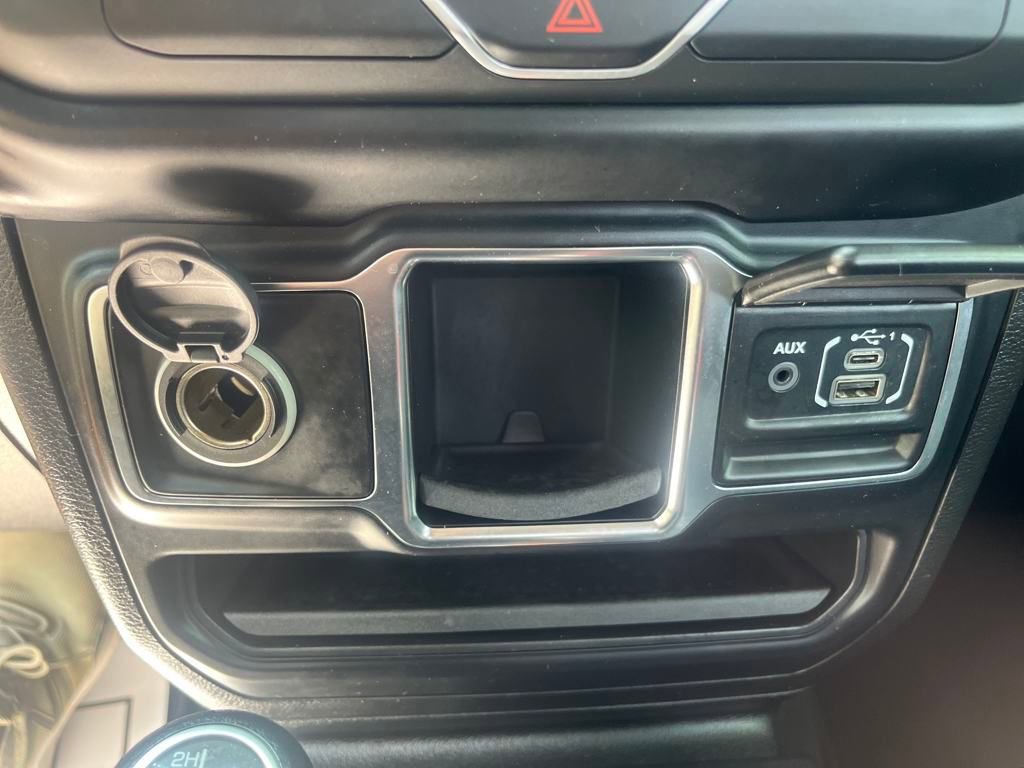 Used 2019 Jeep Wrangler Sport image 14