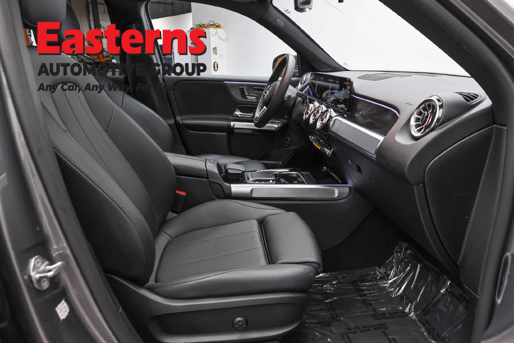 Used 2022 Mercedes-Benz GLB 250 4MATIC w/ Premium Package Lite image 27