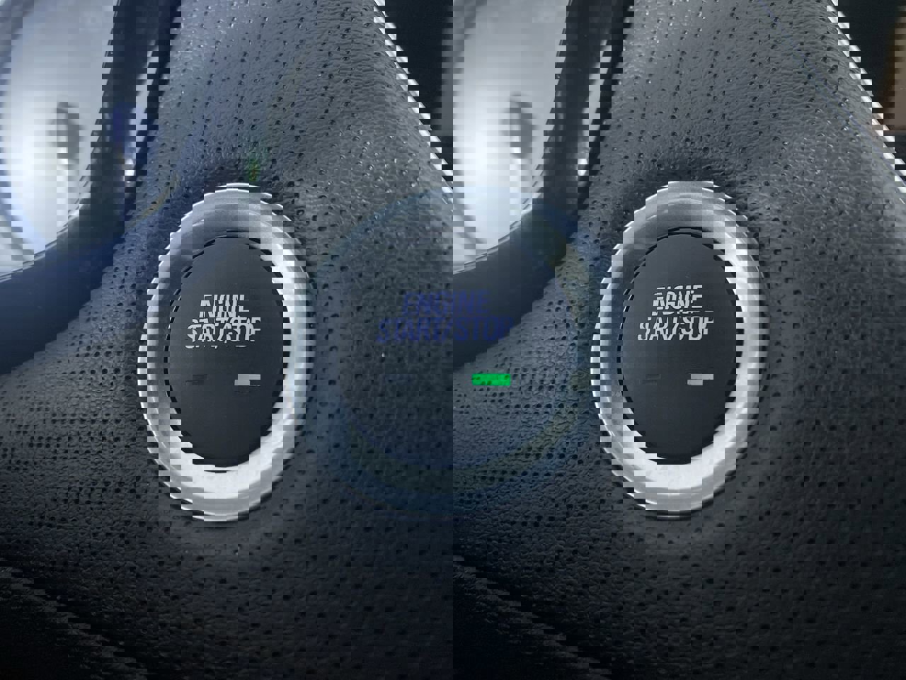 Certified 2025 Cadillac XT5 Premium Luxury image 9