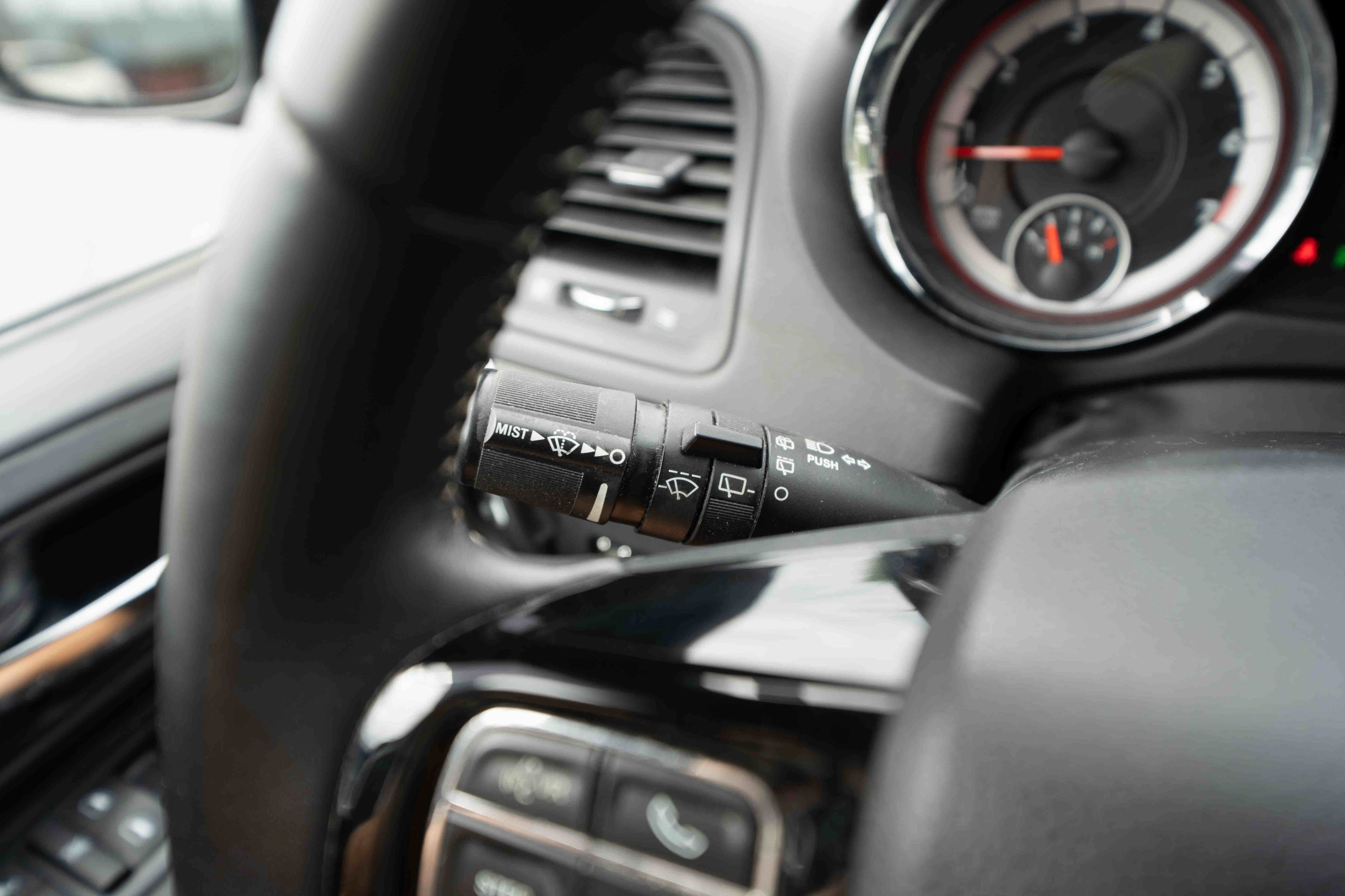 Used 2016 Dodge Grand Caravan SE FWD image 13