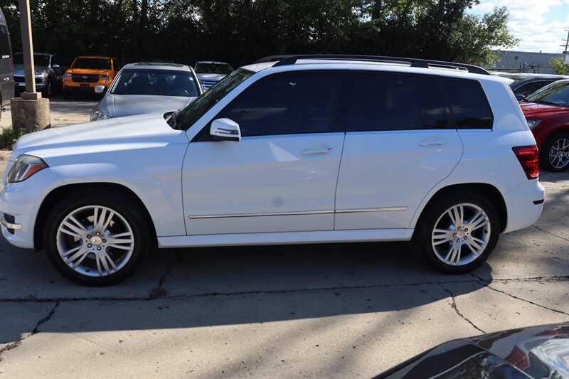 Used 2014 Mercedes-Benz GLK 350 4MATIC image 4