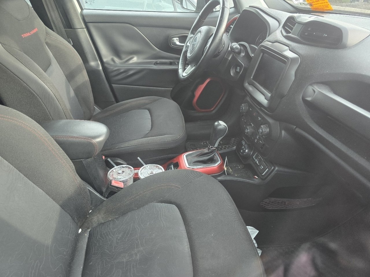 Used 2018 Jeep Renegade Trailhawk w/ Cold Weather Group II image 17