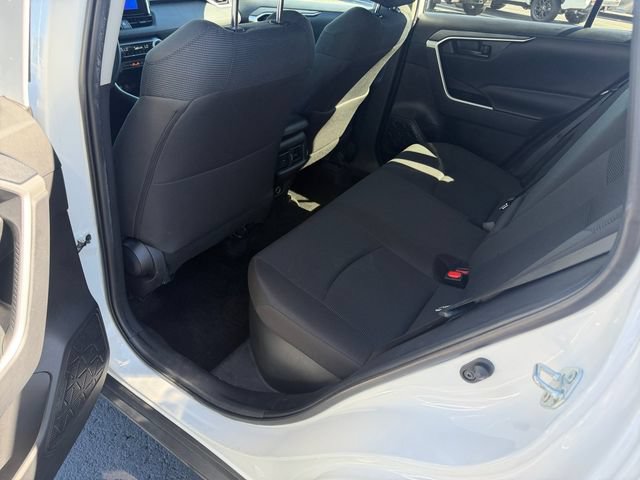 Certified 2024 Toyota RAV4 LE AWD/4WD image 10