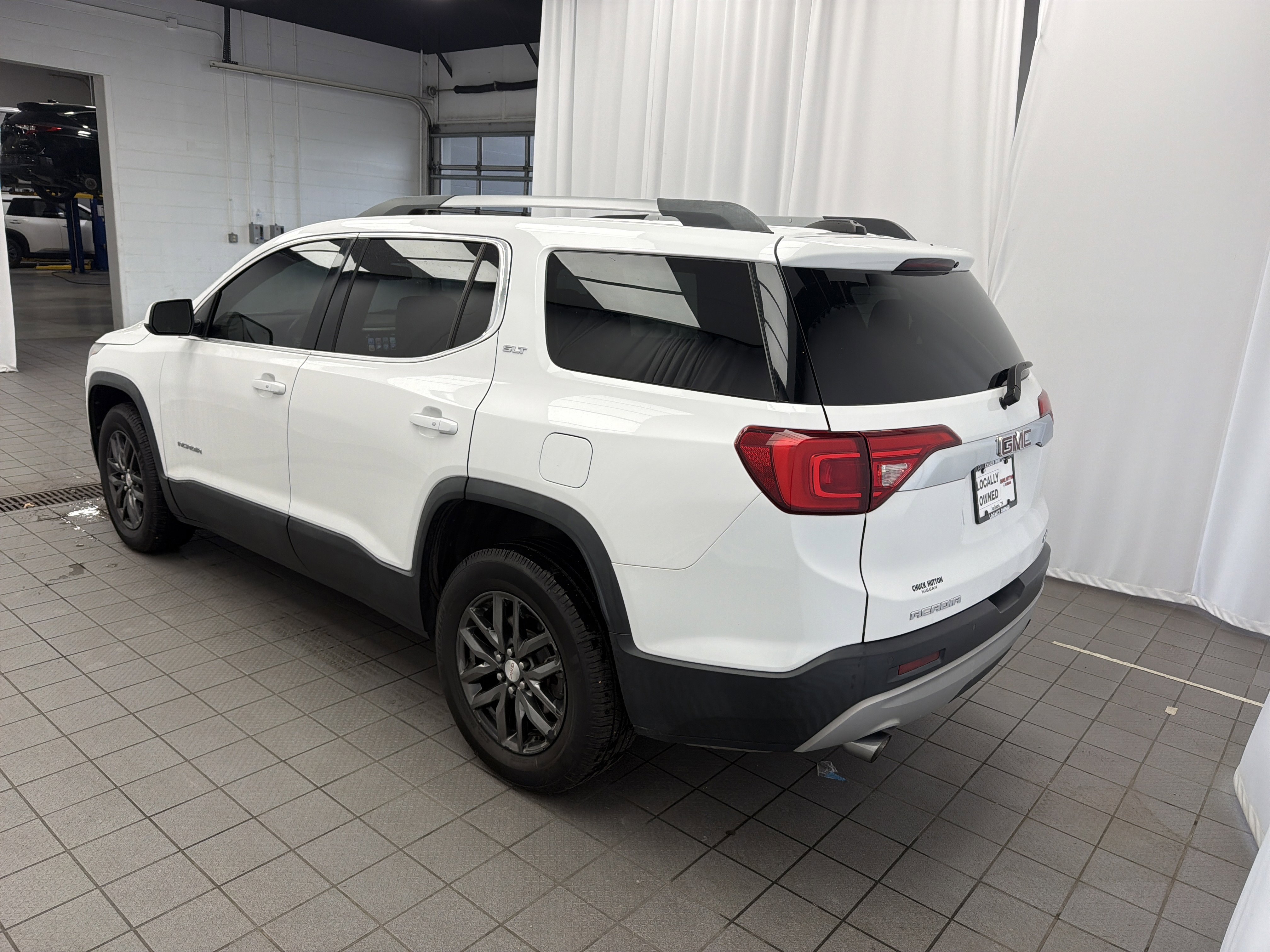 Used 2019 GMC Acadia SLT AWD/4WD image 7