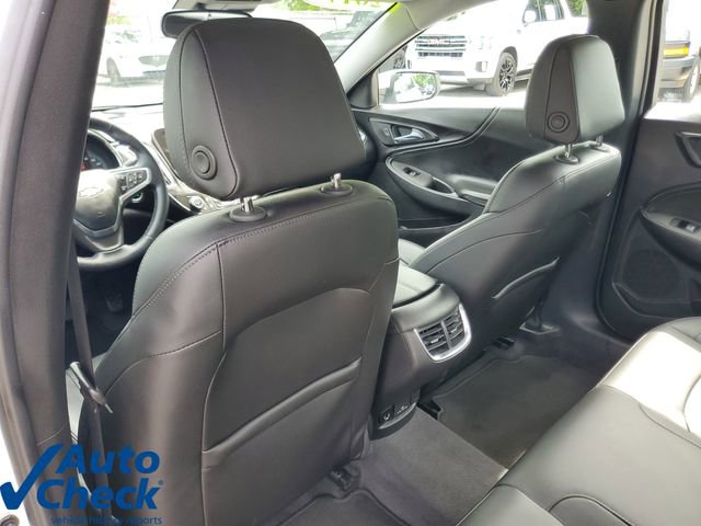 Used 2017 Chevrolet Malibu LT w/ Leather Package FWD image 13