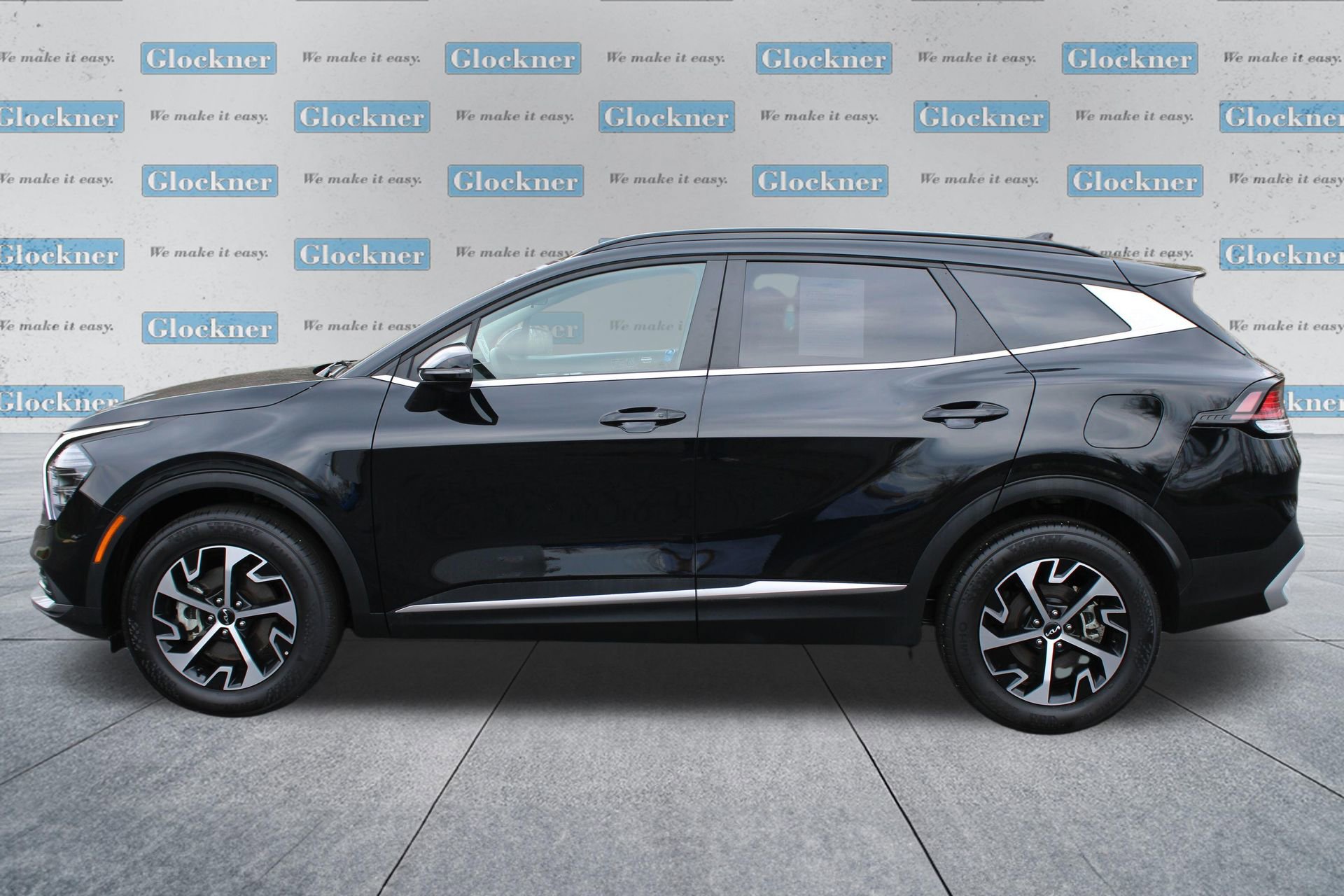 Used 2025 Kia Sportage EX w/ Premium Package image 10