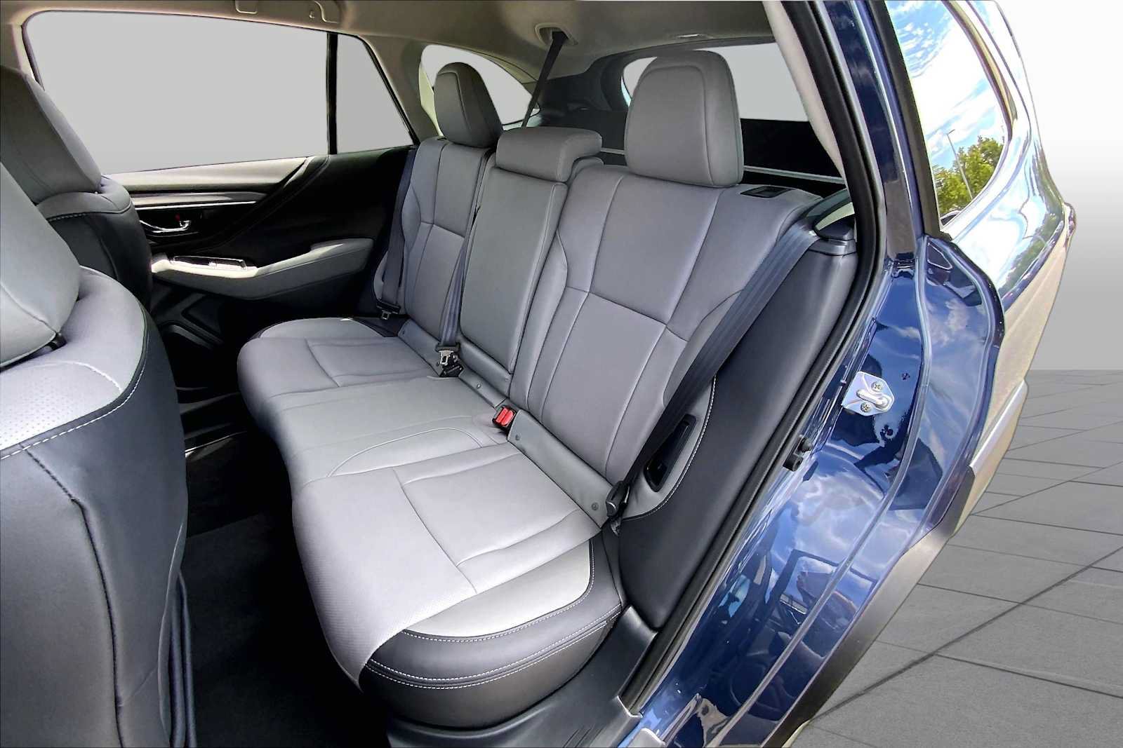 Certified 2025 Subaru Outback Limited AWD/4WD image 21