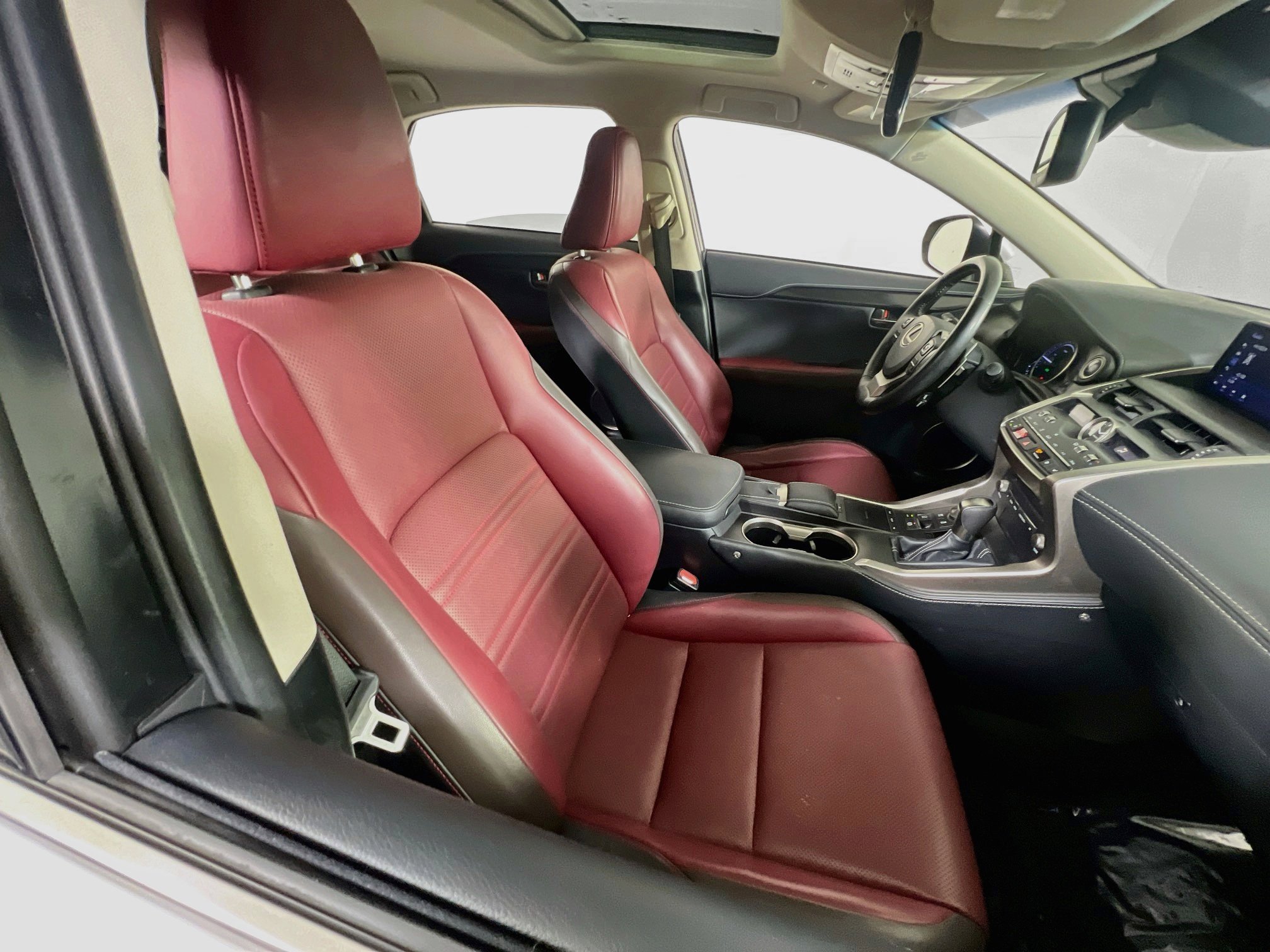 Used 2018 Lexus NX 300h AWD w/ Premium Package image 27
