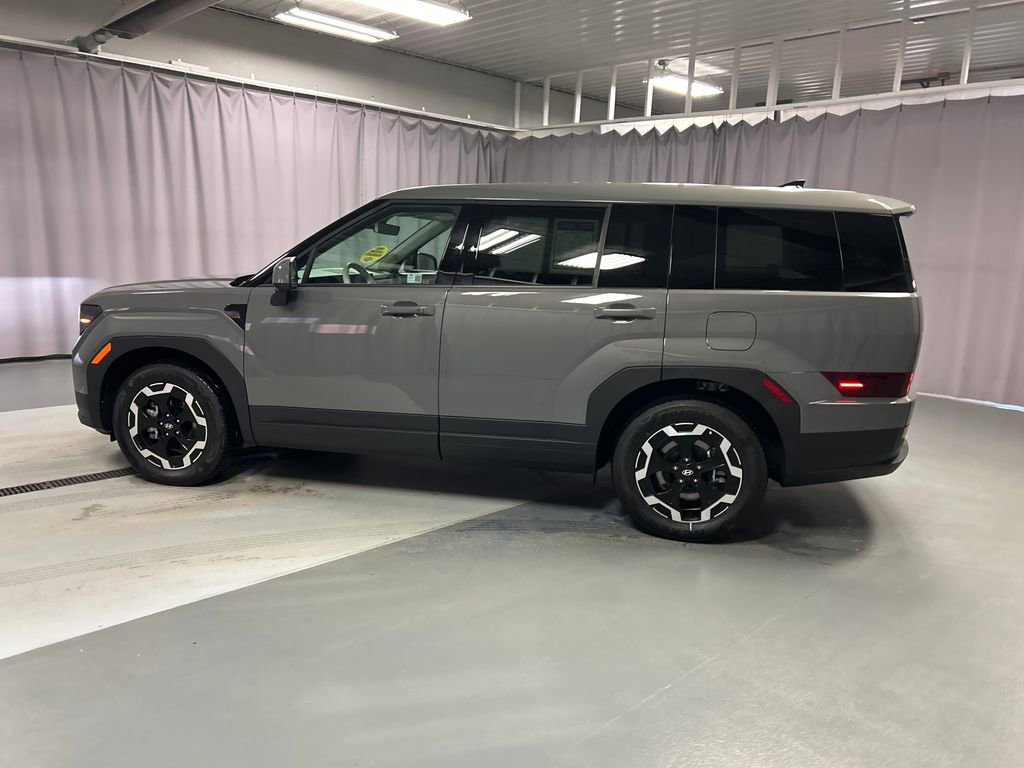 Used 2026 Hyundai Santa Fe SE image 4