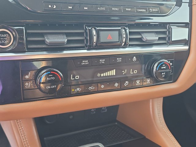 Used 2023 Nissan Pathfinder Platinum AWD/4WD image 26