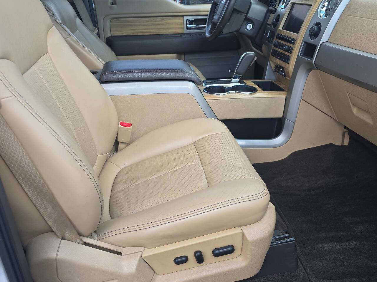 Used 2011 Ford F150 Lariat w/ Lariat Plus Pkg image 30