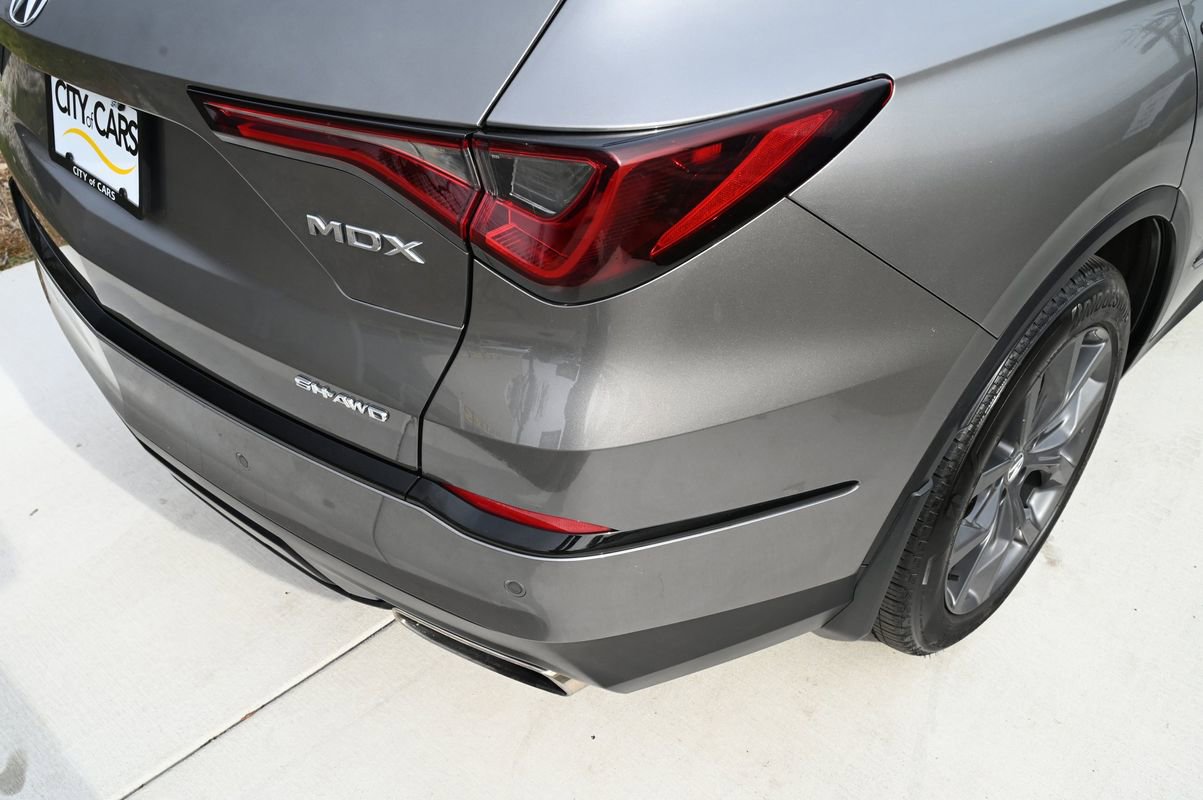 Used 2023 Acura MDX A-Spec image 12