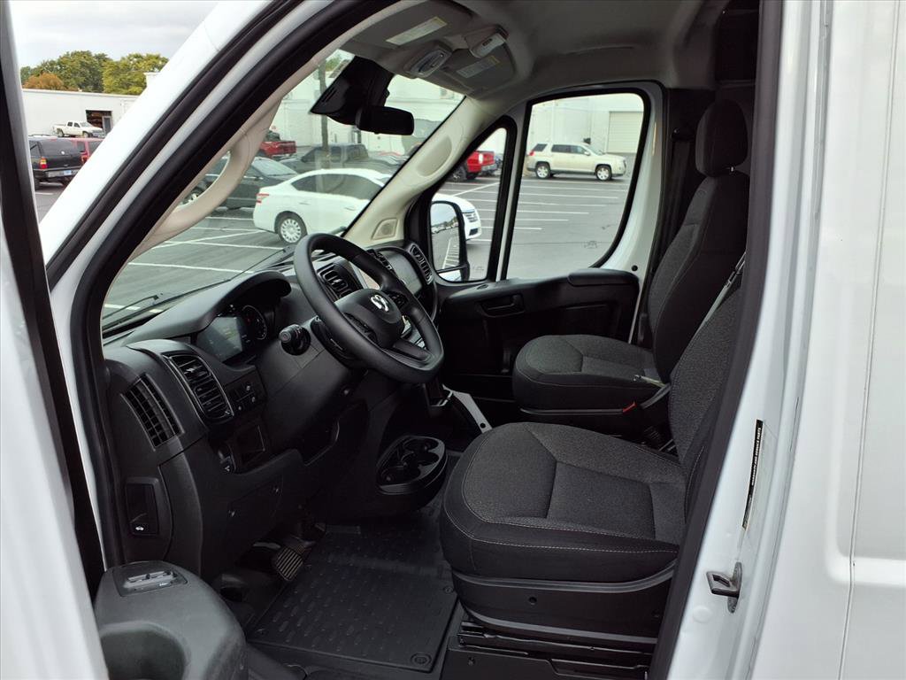 Used 2023 RAM ProMaster 2500 image 17