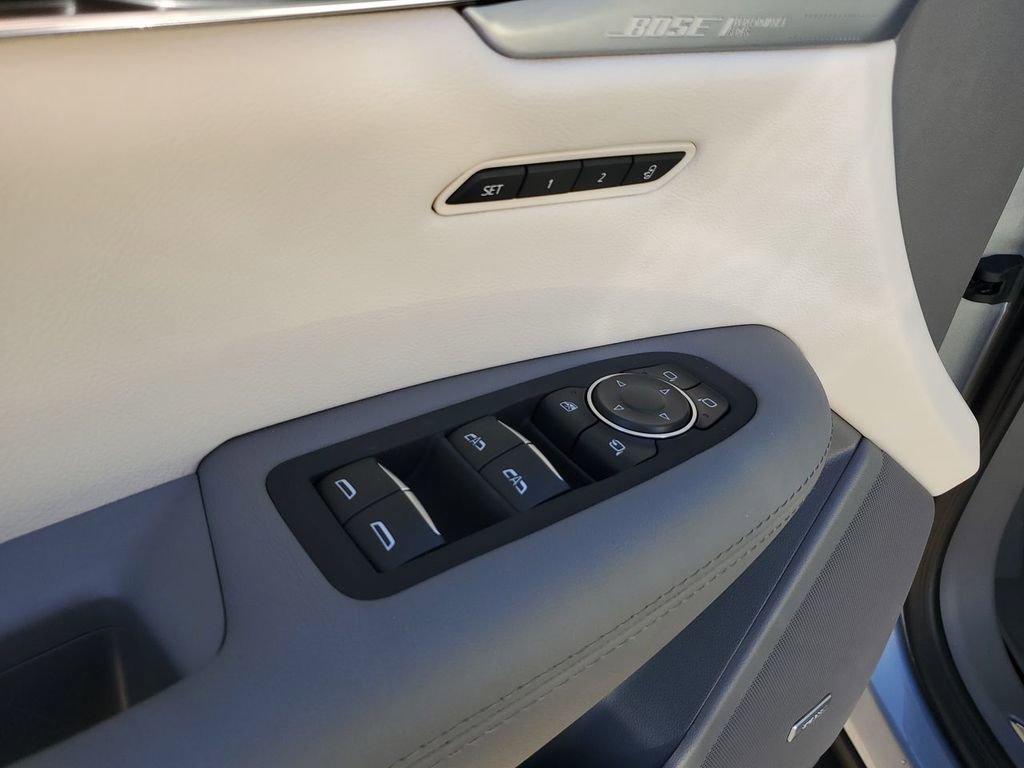 New 2025 Cadillac XT5 Premium Luxury w/ LPO, Floor Liner Package image 24