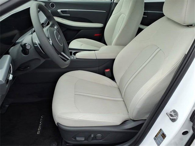 Used 2025 Hyundai Sonata SEL image 15