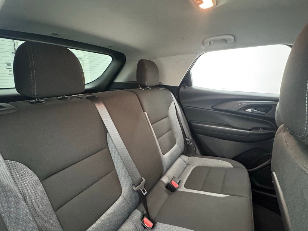 Used 2023 Chevrolet TrailBlazer LT w/ Convenience Package AWD/4WD image 33