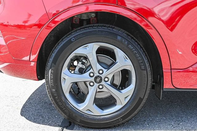 Used 2024 Ford Escape ST-Line w/ Tech Pack #1 FWD image 12