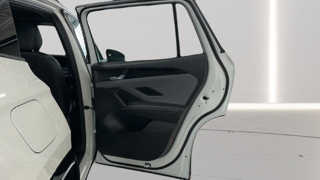 New 2026 Volkswagen Tiguan SE R-Line AWD/4WD image 41