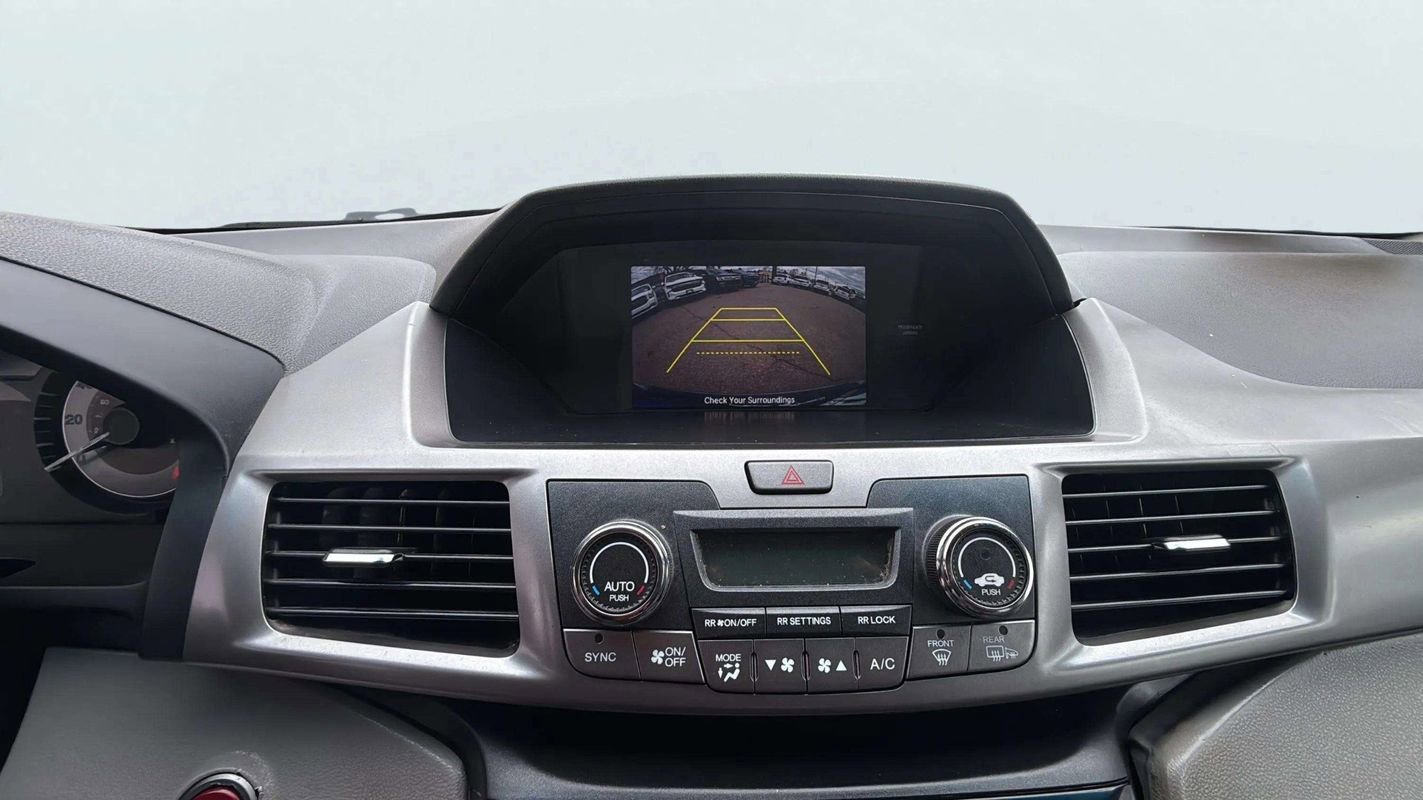 Used 2016 Honda Odyssey SE image 13