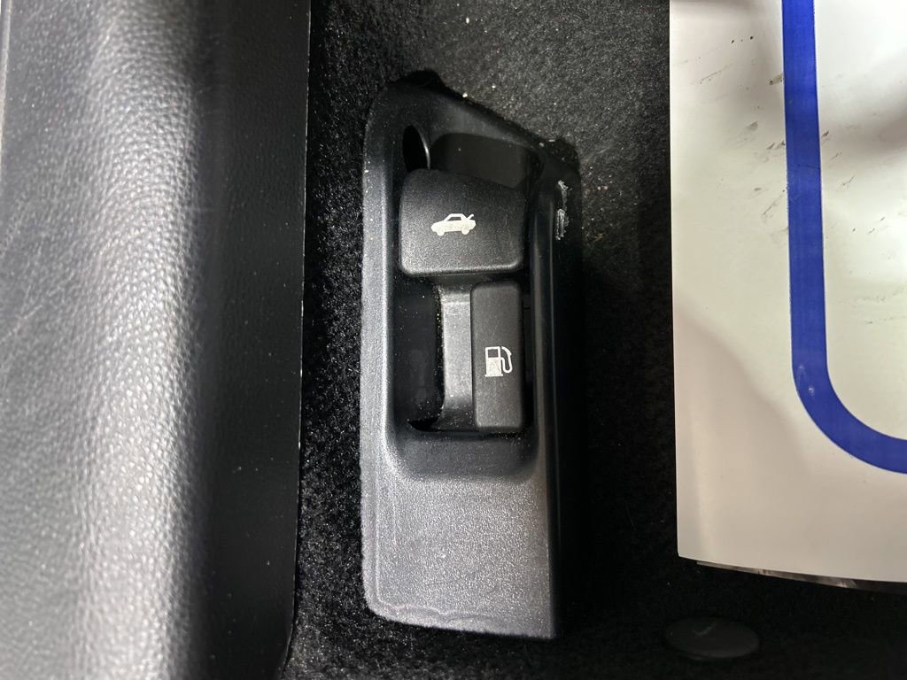 Used 2024 Toyota Corolla LE FWD image 16