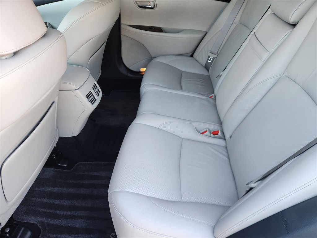 Used 2011 Lexus ES 350 image 29