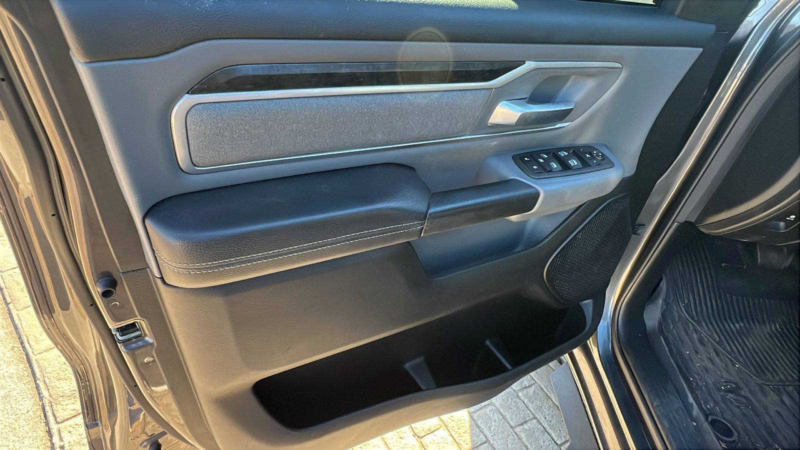 Used 2023 RAM 1500 Big Horn image 14