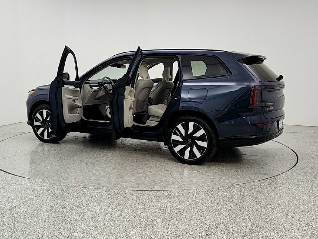 Certified 2025 Volvo EX90 Plus AWD/4WD image 12