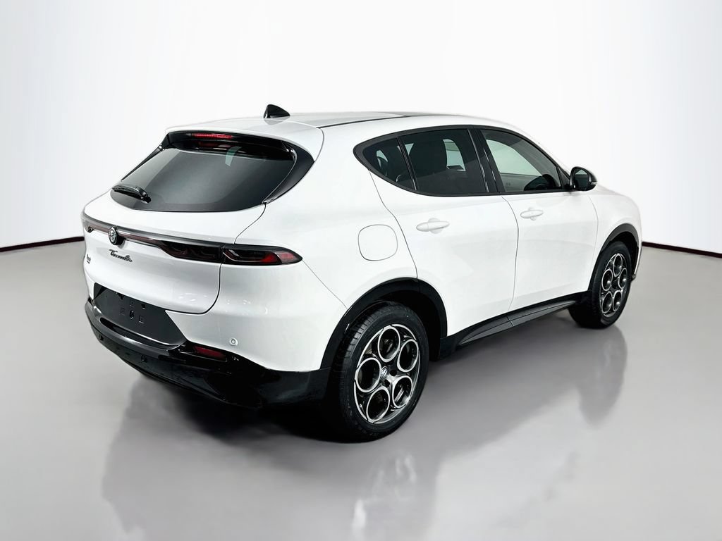 Used 2025 Alfa Romeo Tonale AWD/4WD image 7
