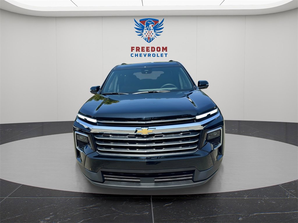 New 2026 Chevrolet Traverse LT w/ Driver Confidence Package image 2