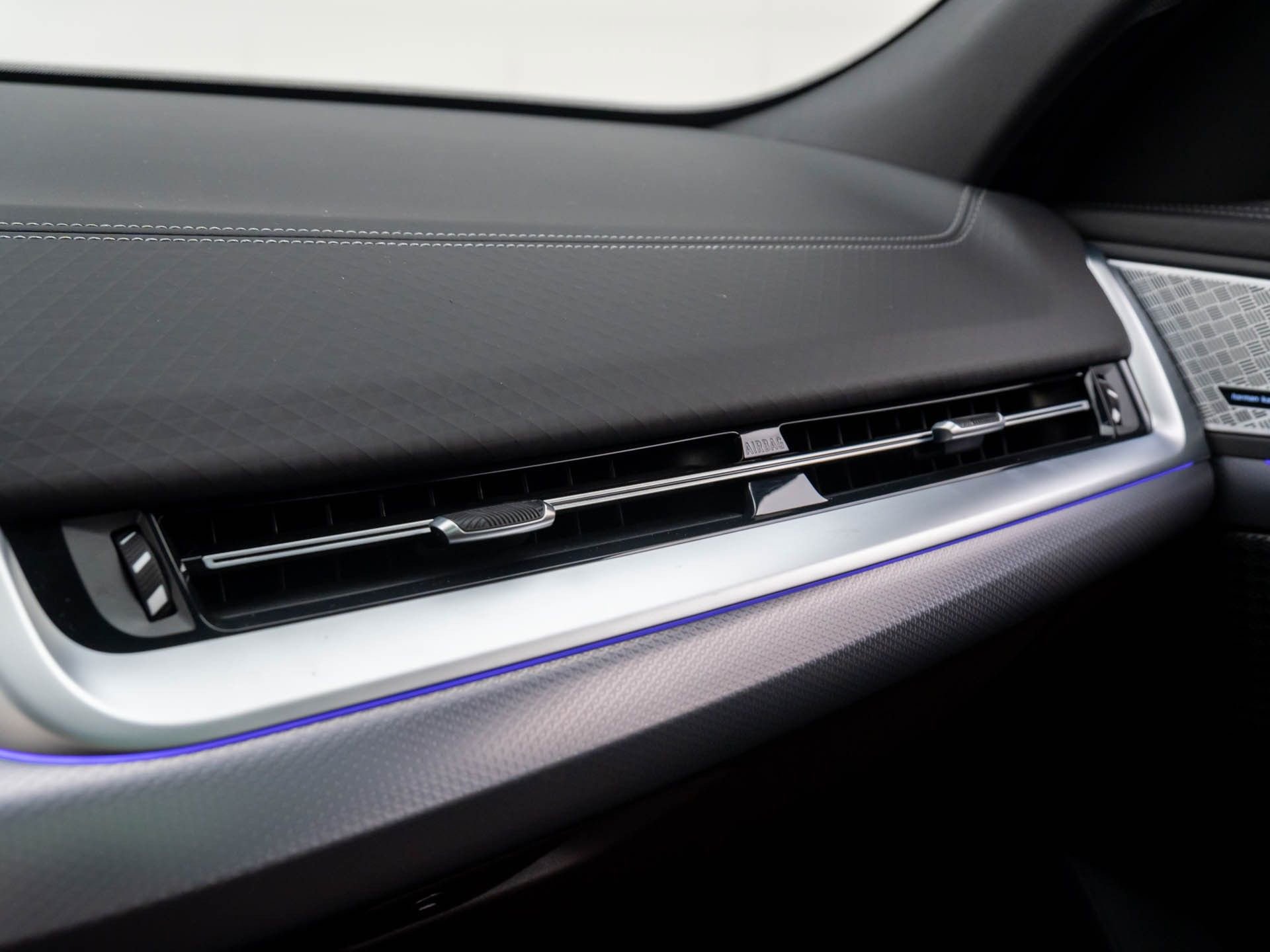 Certified 2025 BMW X2 M35i image 31