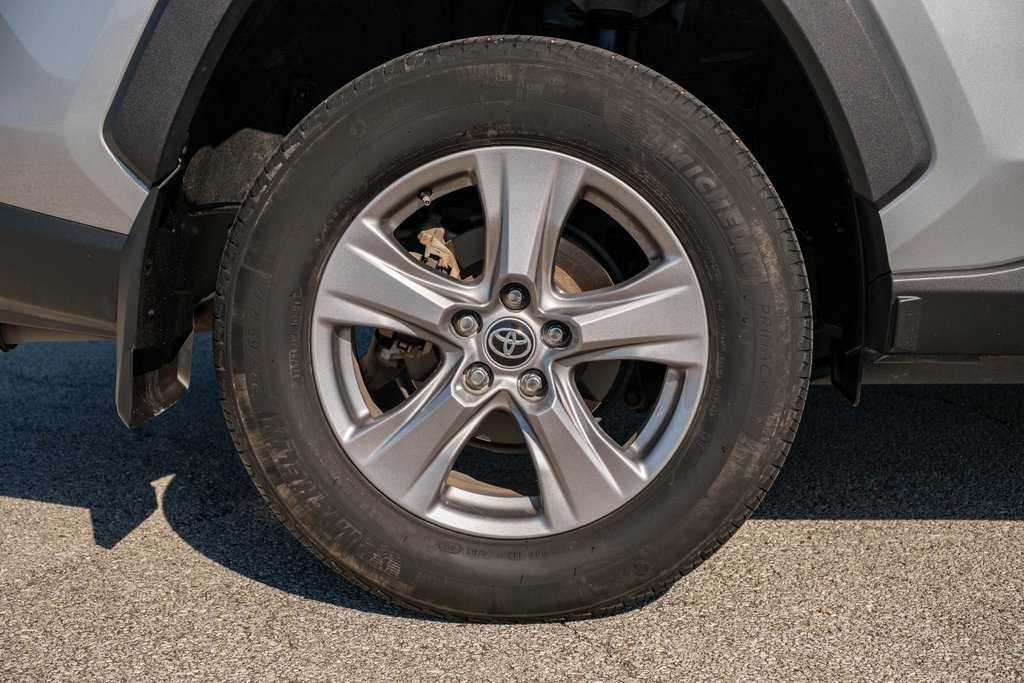 Used 2023 Toyota RAV4 XLE image 9