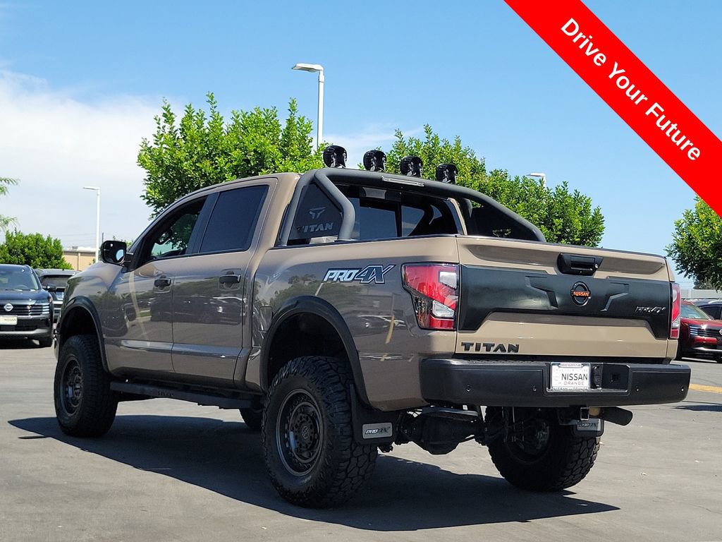 Used 2021 Nissan Titan PRO-4X w/ Pro-4x Convenience Package AWD/4WD image 2