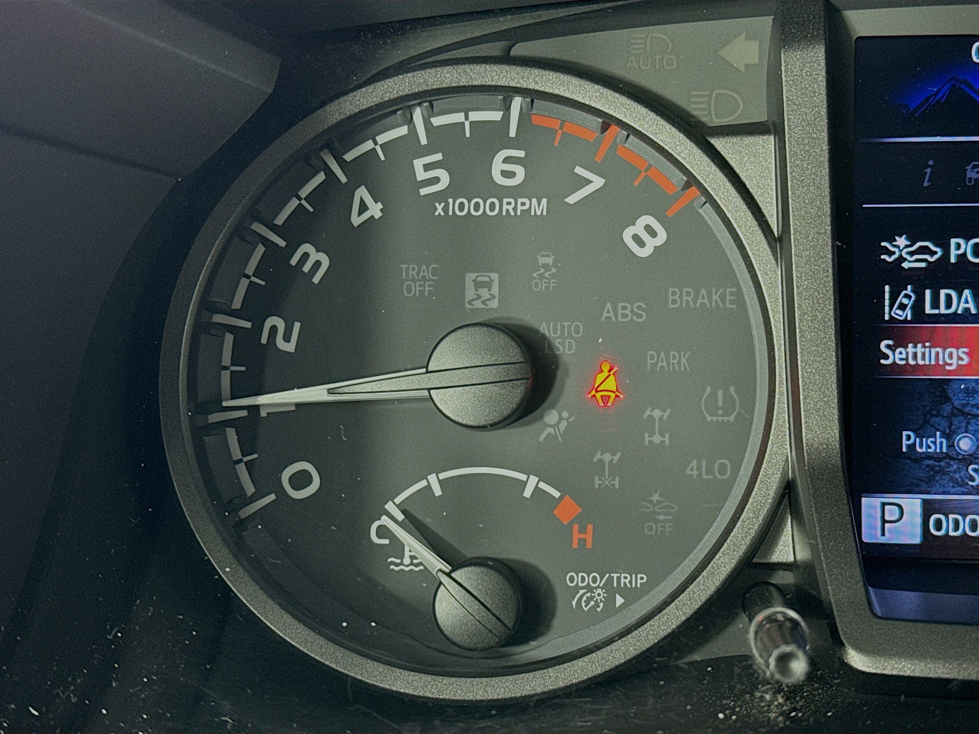 Used 2022 Toyota Tacoma TRD Off-Road image 12