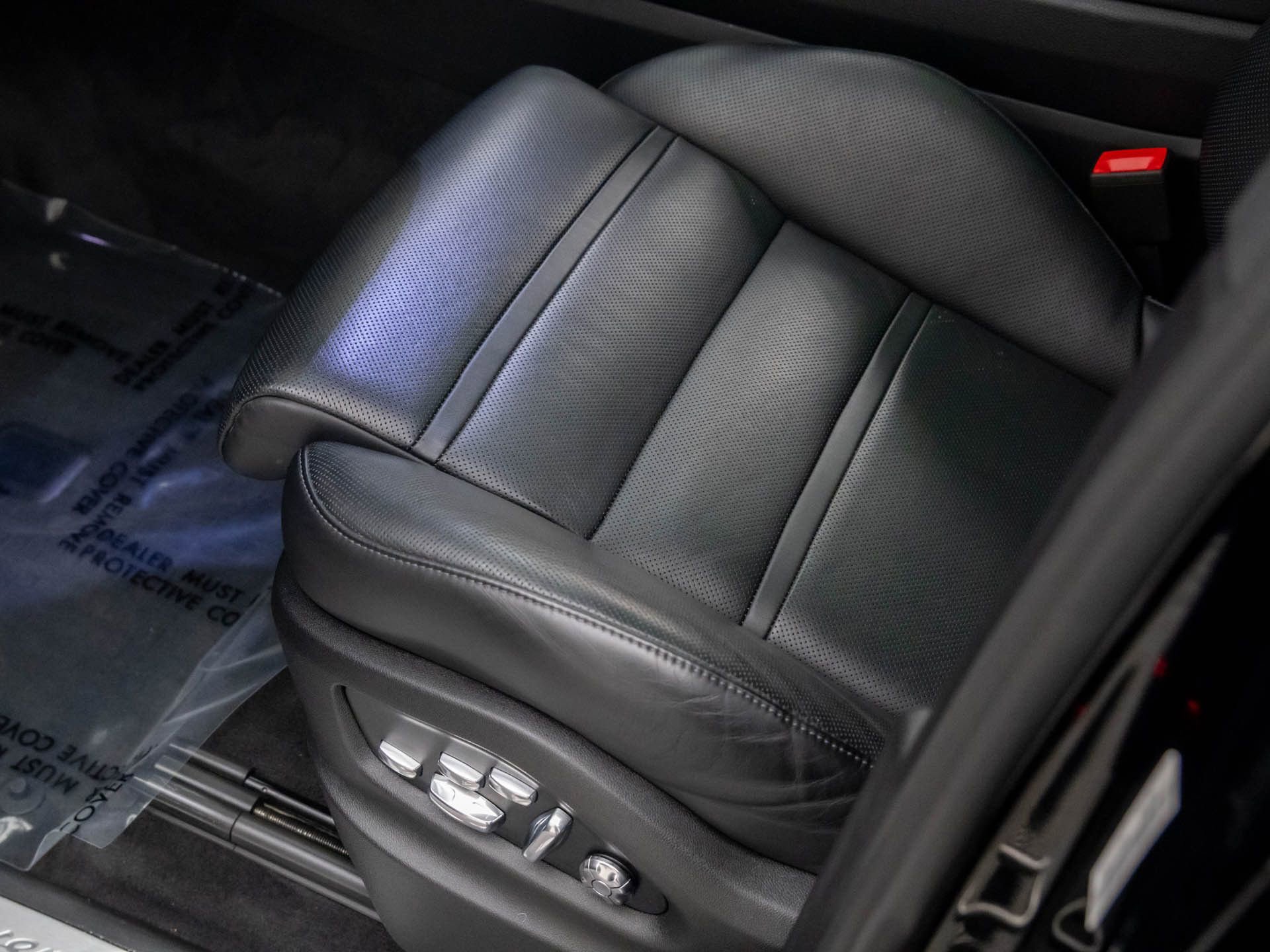 Used 2021 Porsche Cayenne E-Hybrid image 15