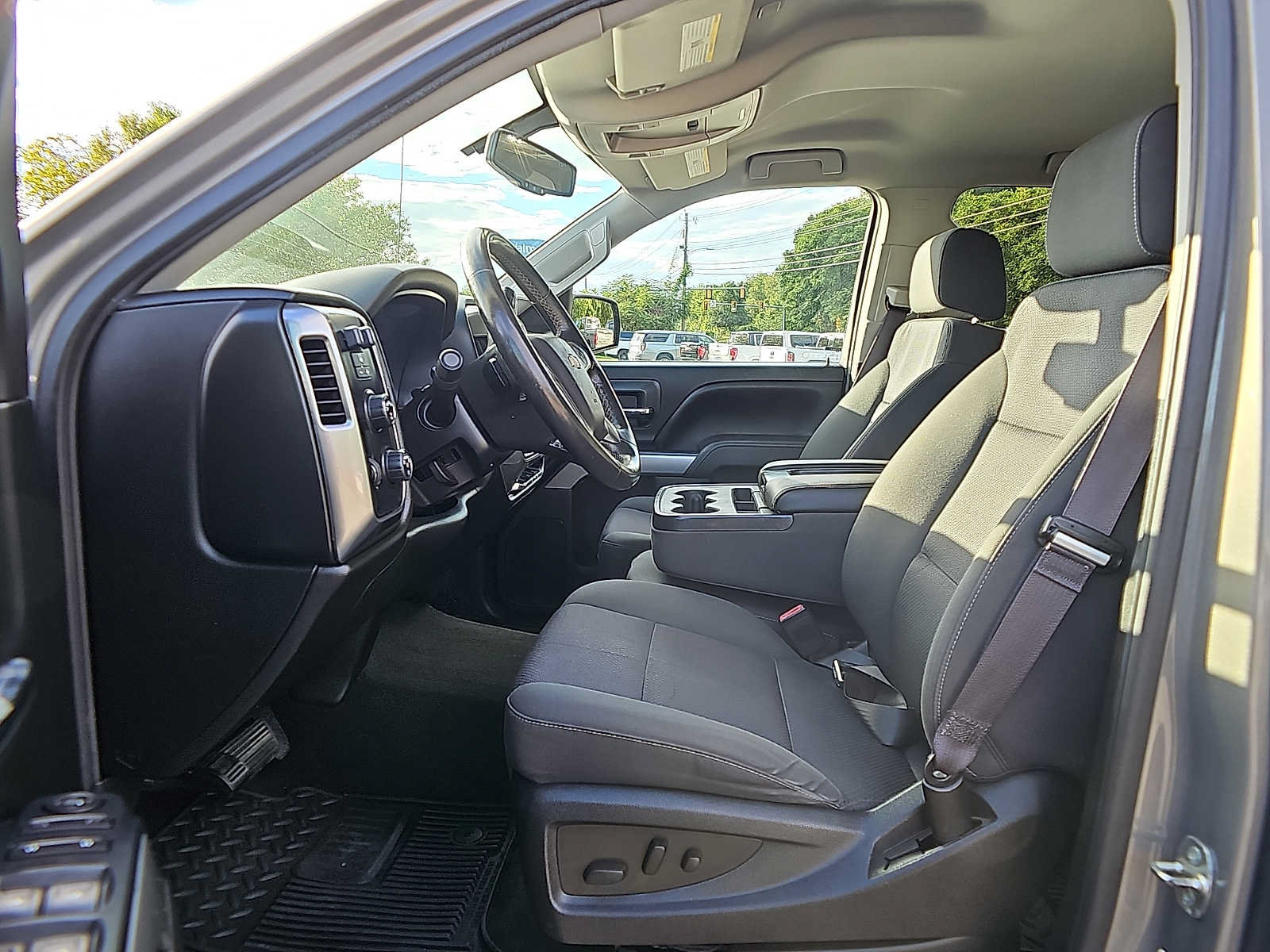 Used 2017 Chevrolet Silverado 1500 LT w/ All Star Edition AWD/4WD image 13