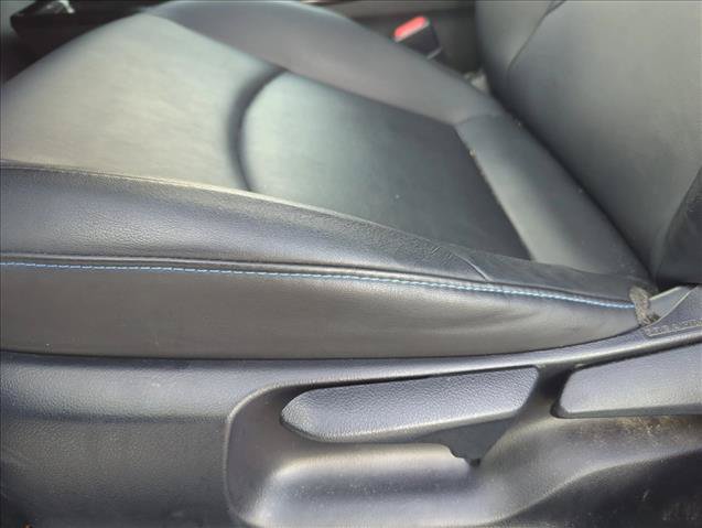 Used 2017 Toyota Prius Three Touring w/ Carpet Mat Package FWD image 12