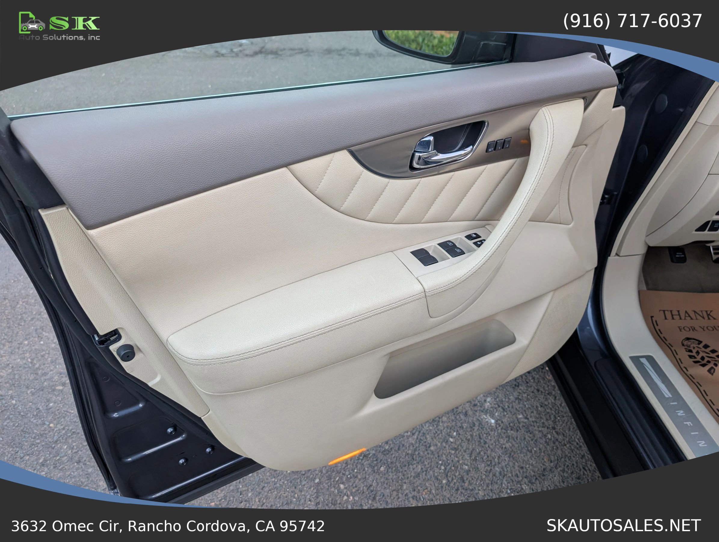 Used 2009 INFINITI FX35 AWD w/ Navigation Pkg image 27