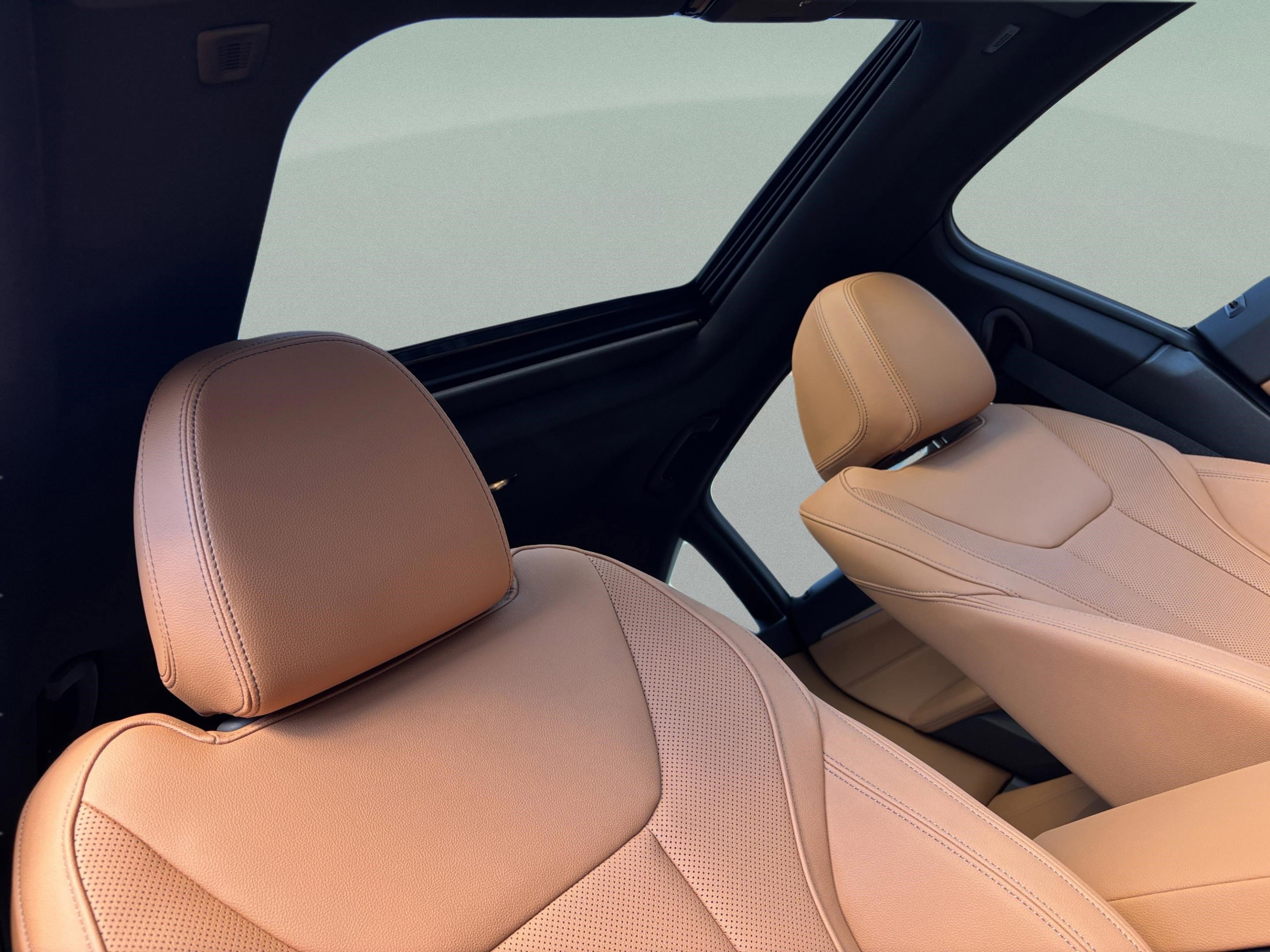 Used 2026 BMW i4 eDrive40 w/ Premium Package image 31