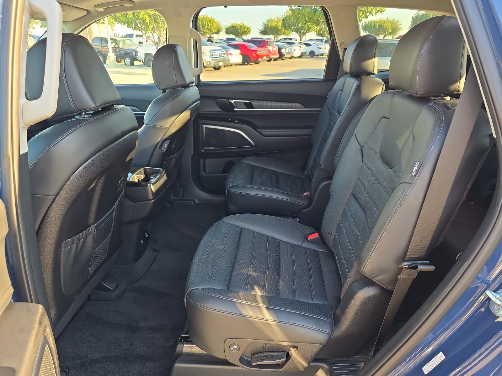 Used 2024 Kia Telluride SX Prestige AWD/4WD image 11
