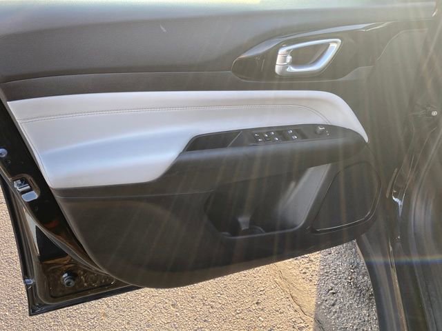 Used 2022 Jeep Compass Limited image 18