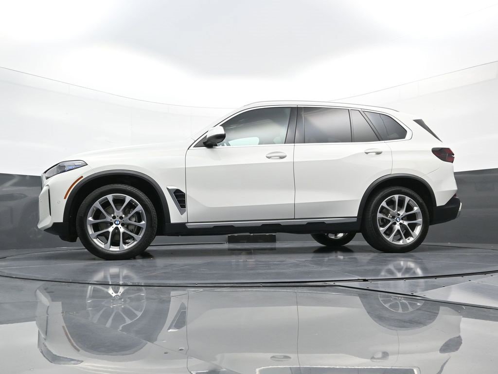 Used 2024 BMW X5 xDrive40i w/ Premium Package image 25