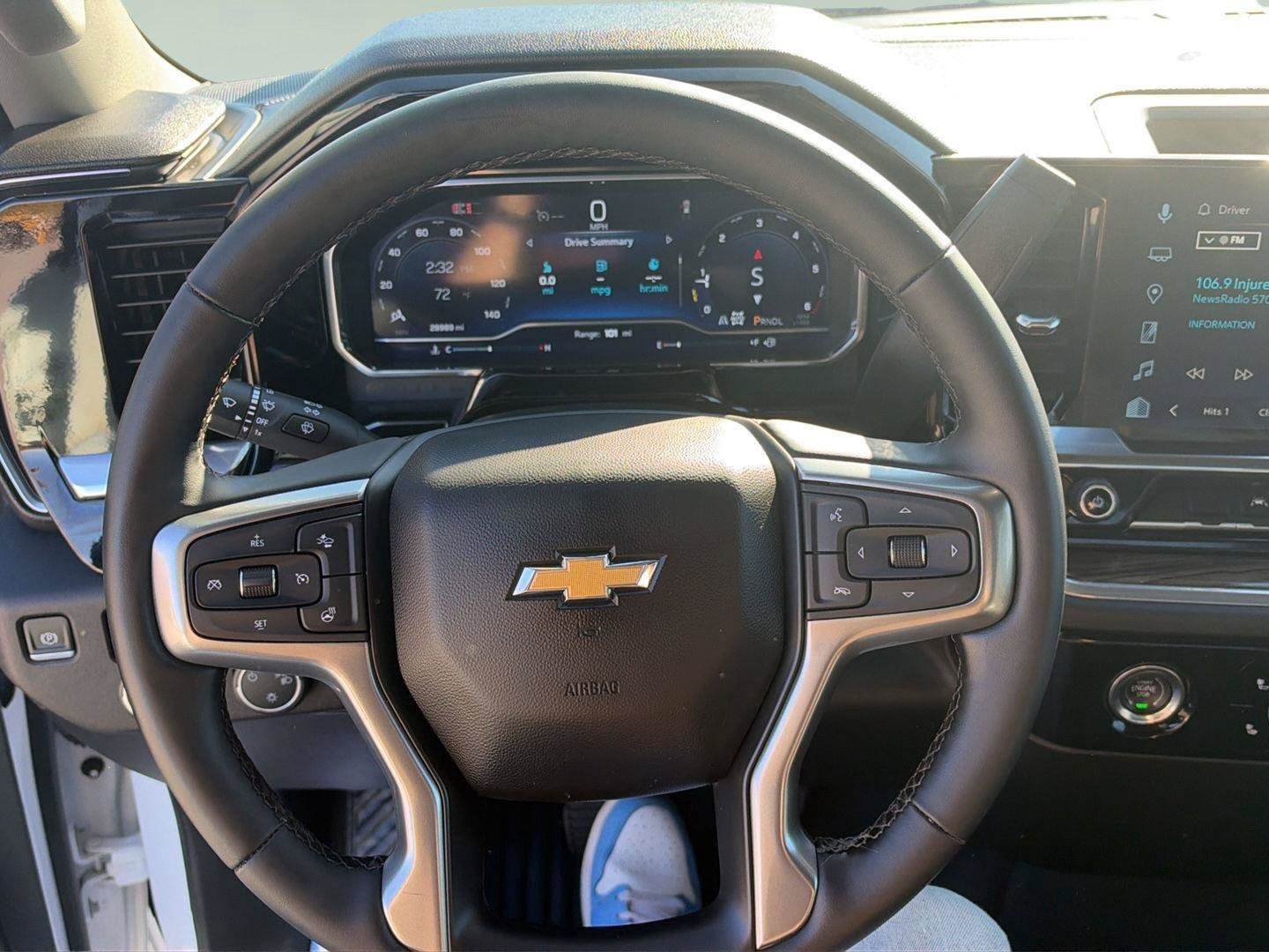 Used 2024 Chevrolet Silverado 1500 LT AWD/4WD image 20