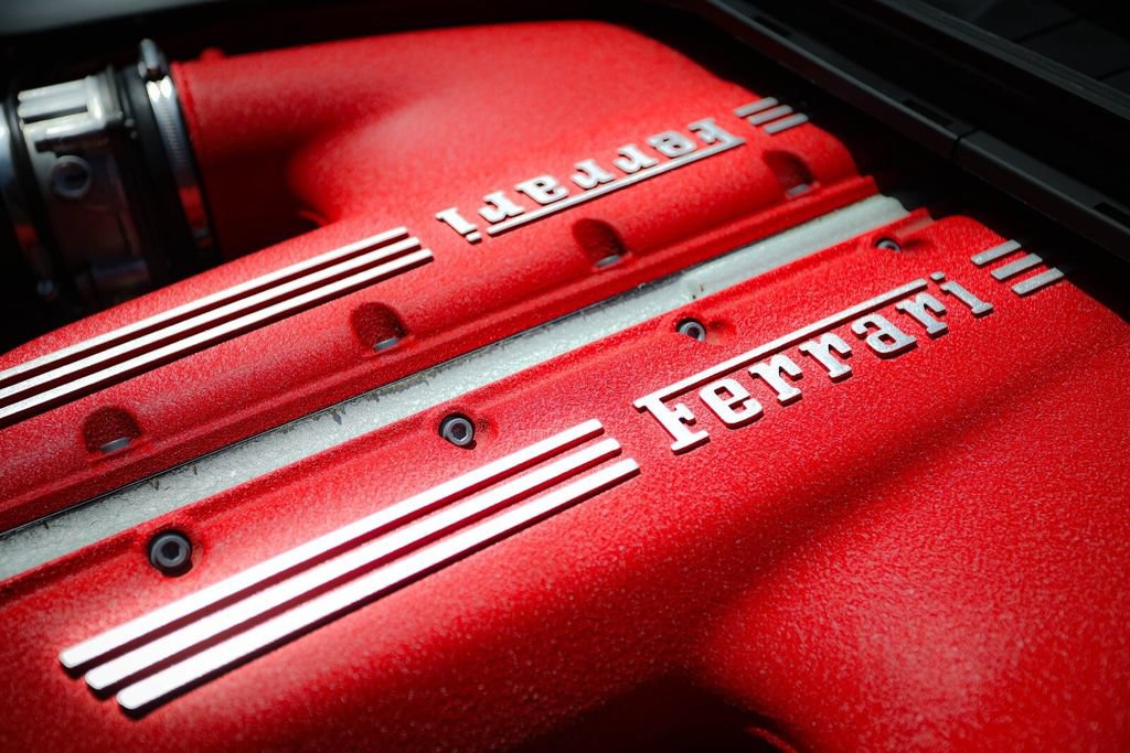 Certified 2025 Ferrari 12Cilindri RWD image 26