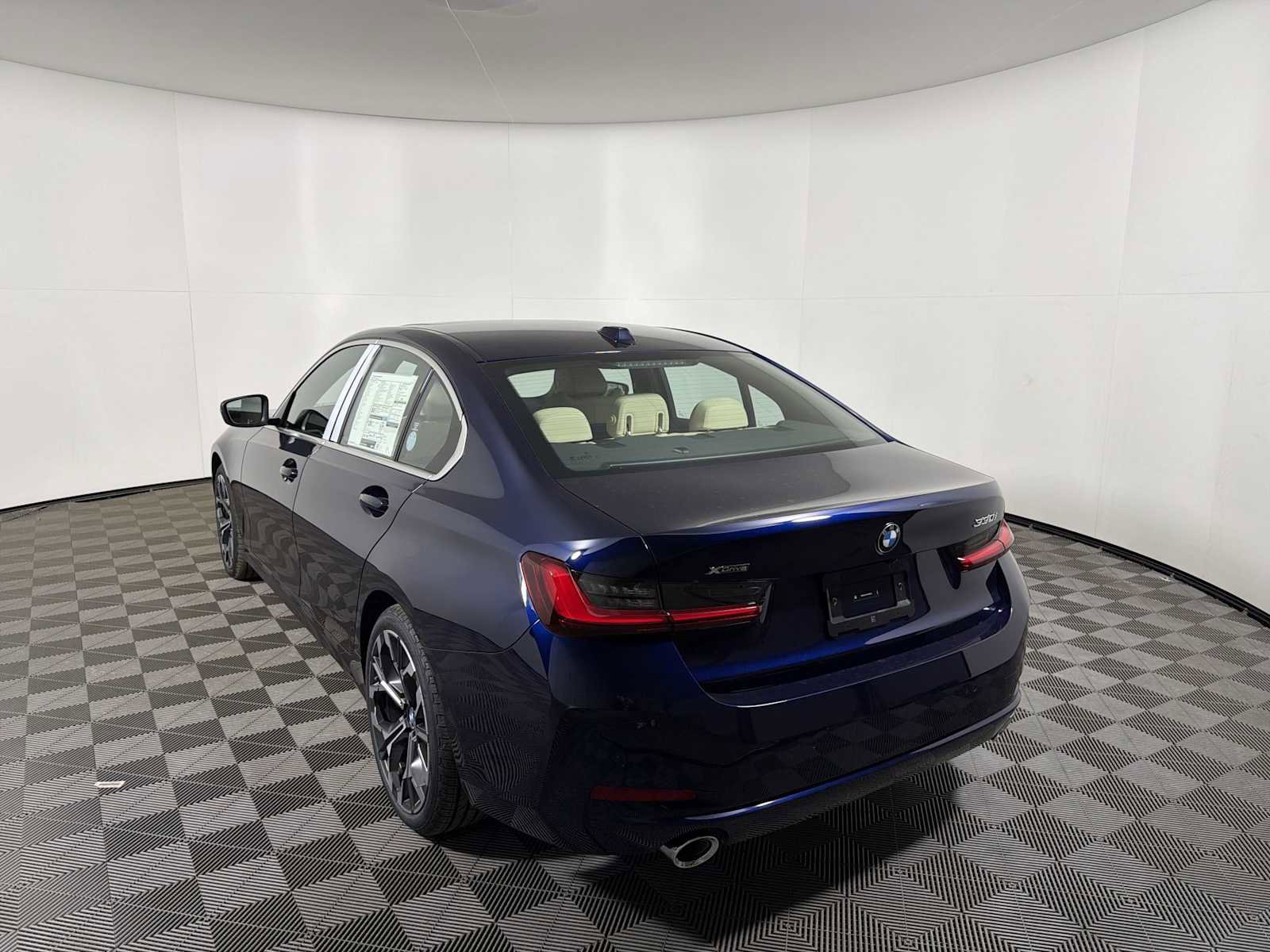New 2026 BMW 330i xDrive Sedan w/ Convenience Package image 3