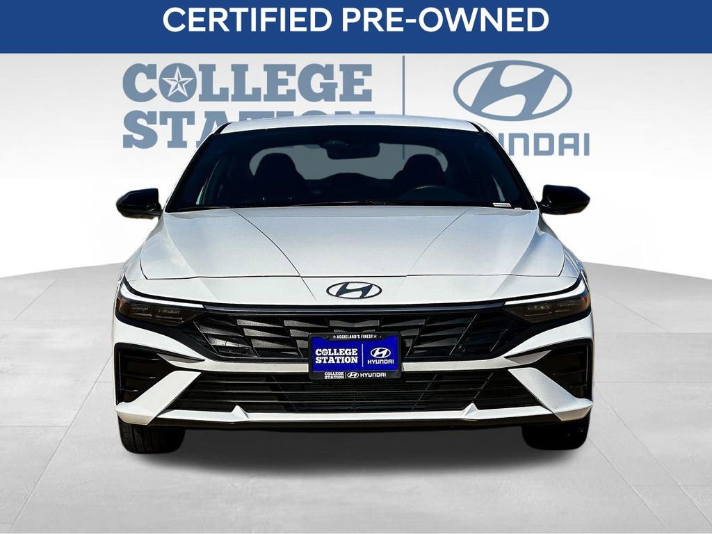 Used 2025 Hyundai Elantra Sport w/ Cargo Package image 4