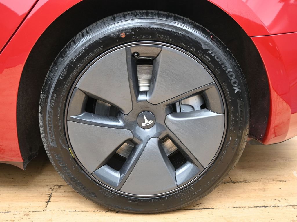 Used 2023 Tesla Model 3 Standard Range image 11