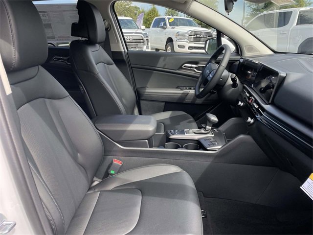 New 2026 Kia Sportage EX image 14