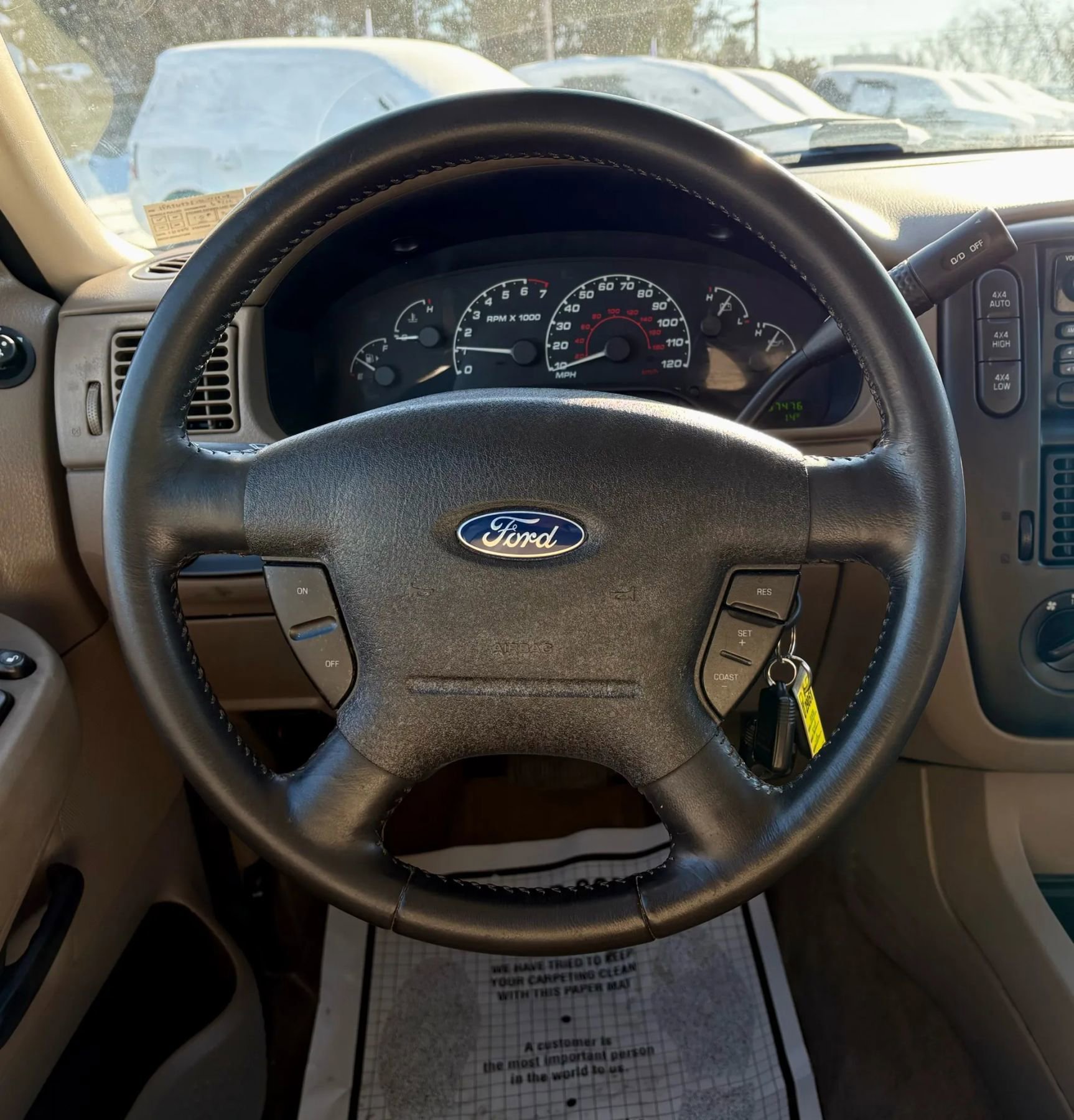 Used 2002 Ford Explorer XLT image 33